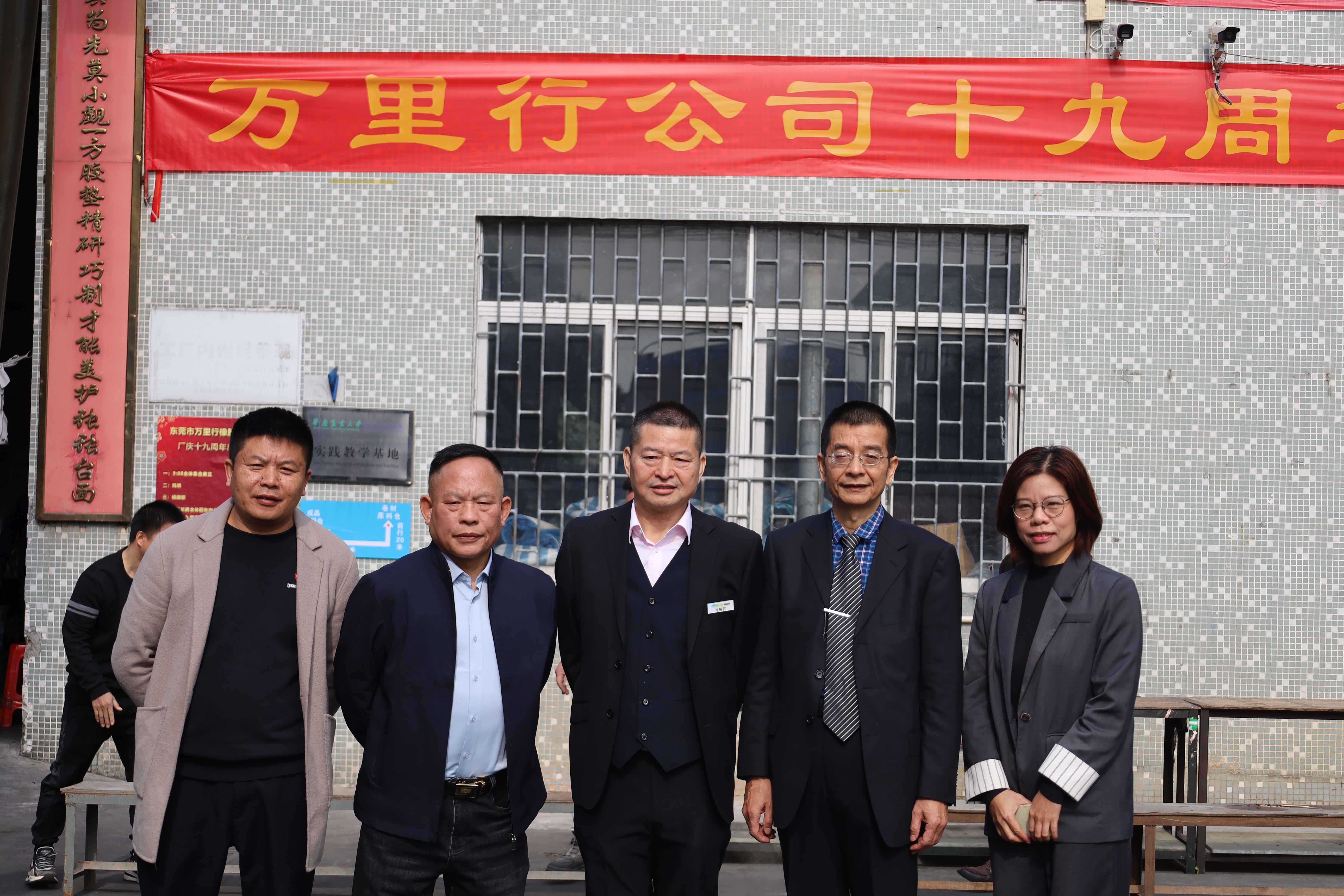 1736232538607166.jpg 1736232538607166.jpg