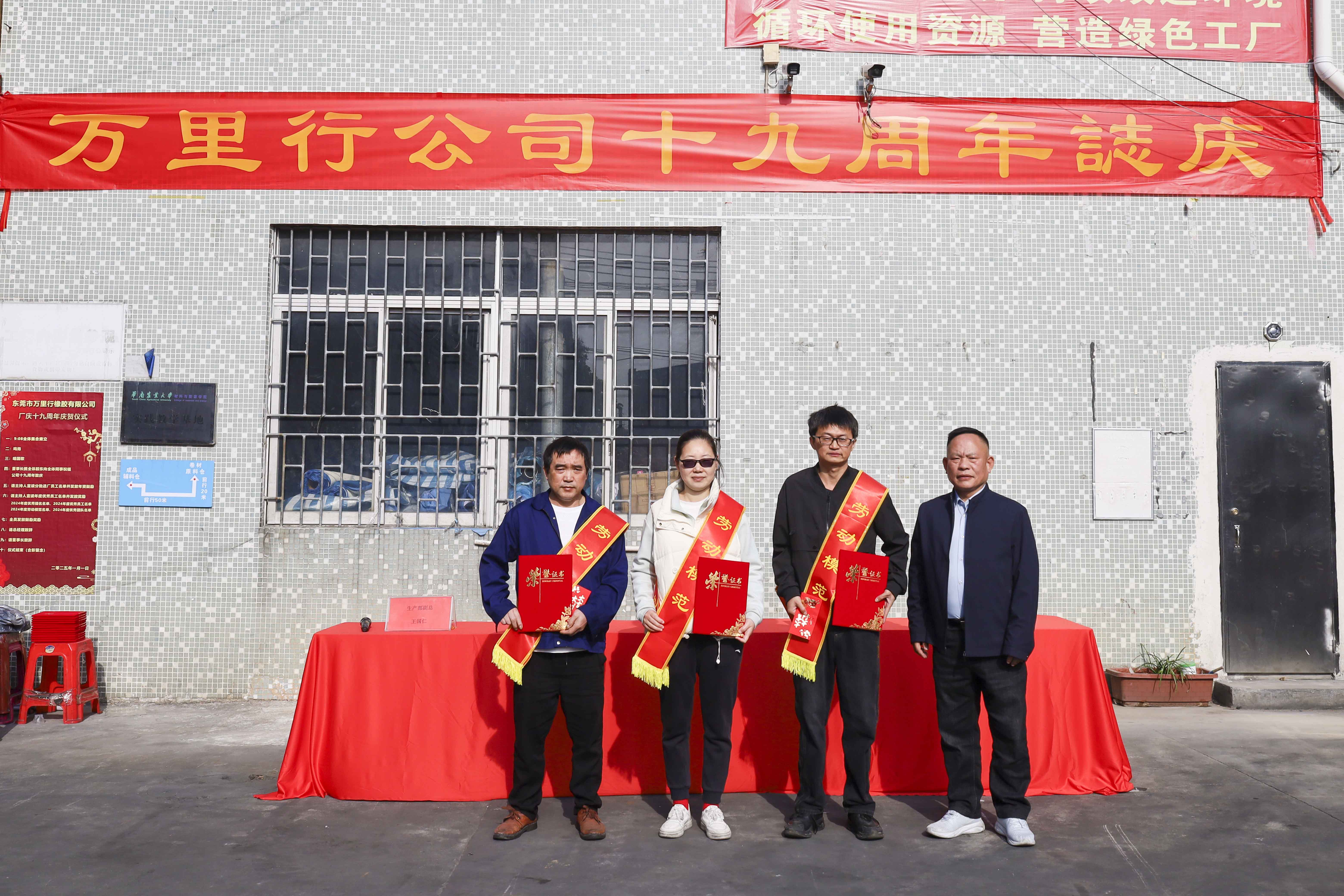 1736232708233489.jpg 1736232708233489.jpg